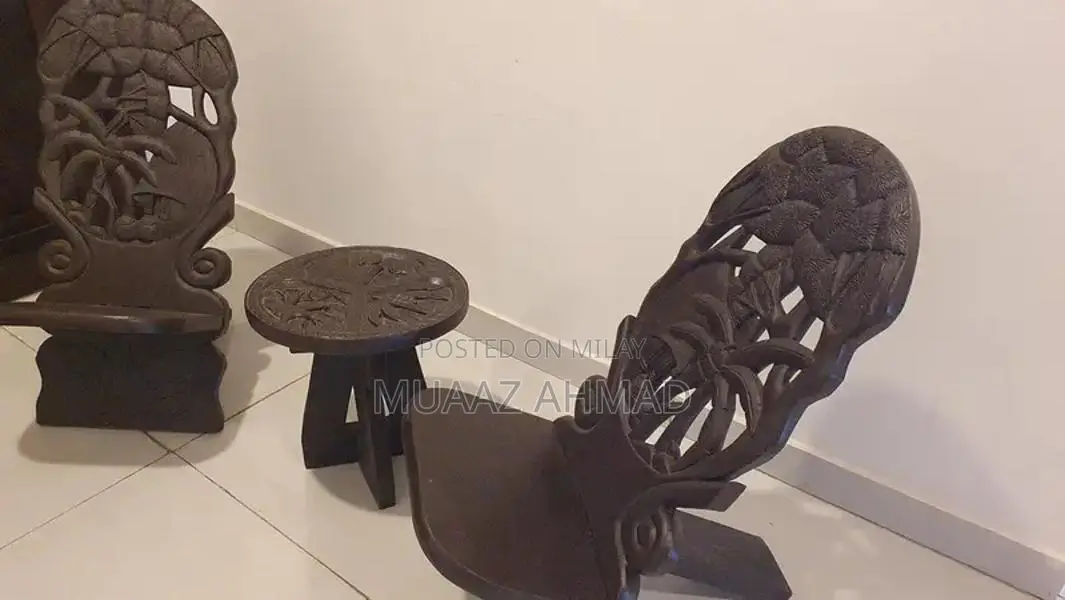 African chairs and table (Decorations) for sale .