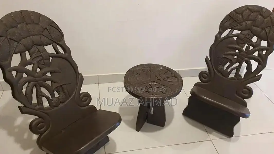 African chairs and table (Decorations) for sale .
