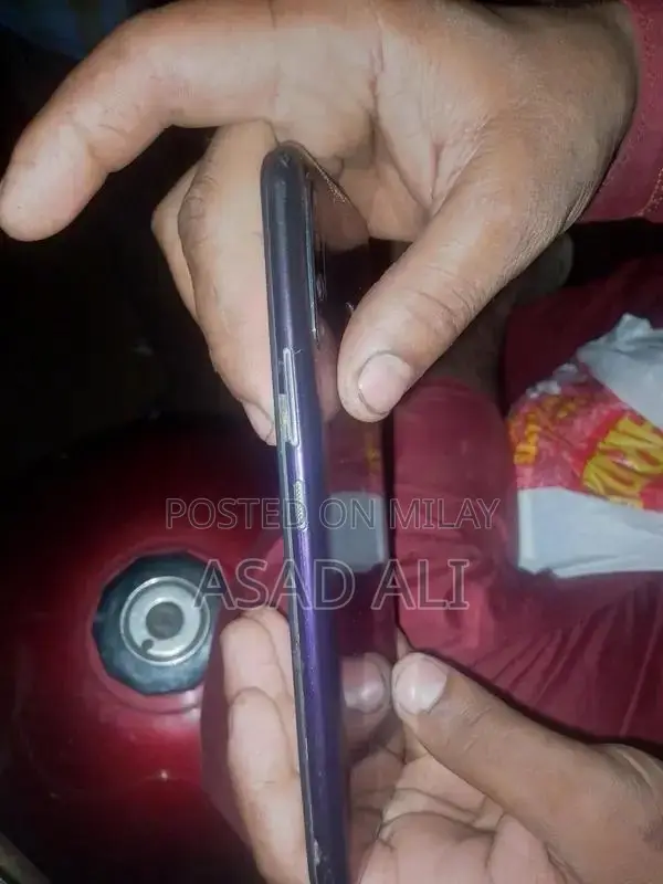 Infinix hot 8 4/64 only mobile