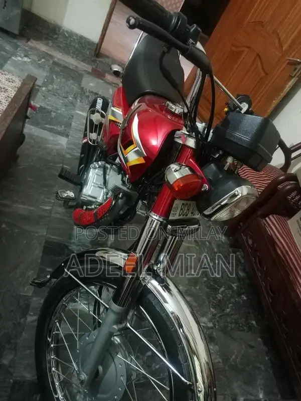 Honda CG125 Classic Motorcycle - Excellent Condition