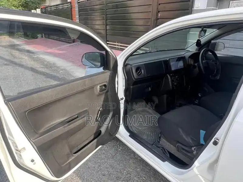 Alto VXR 2021/22 Low Mileage Compact Sedan