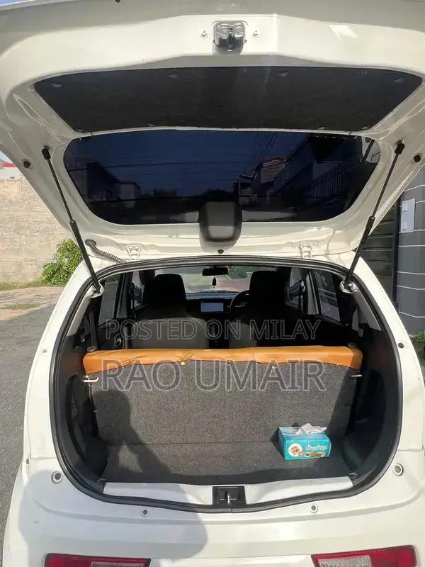 Alto VXR 2021/22 Low Mileage Compact Sedan