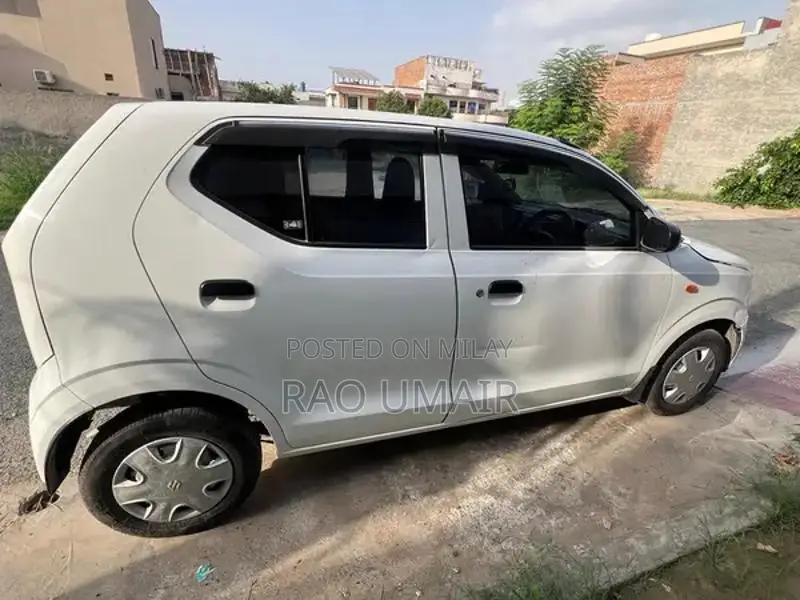 Alto VXR 2021/22 Low Mileage Compact Sedan