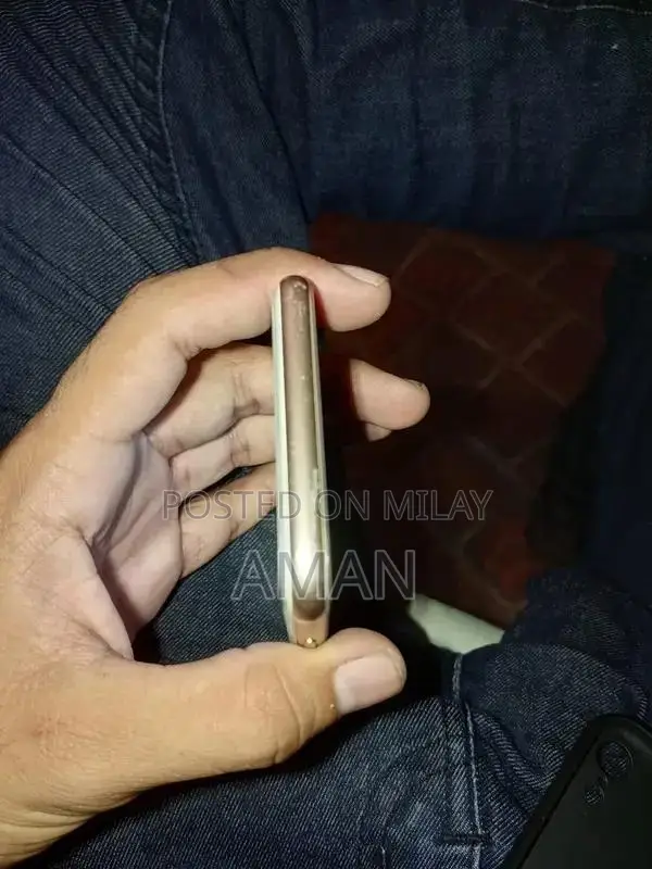 Apple iPhone 8 64GB Fully Functional Smartphone