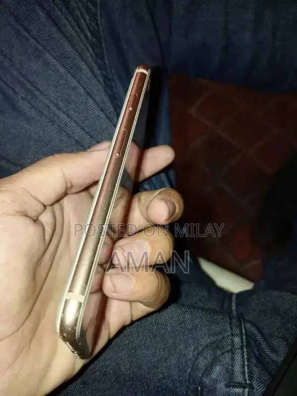 Apple iPhone 8 64GB Fully Functional Smartphone