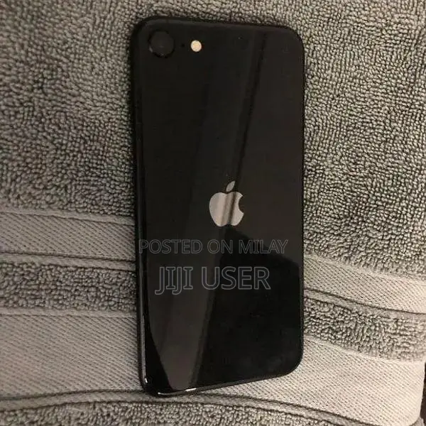 Apple iPhone SE Compact Smartphone 2020 Edition