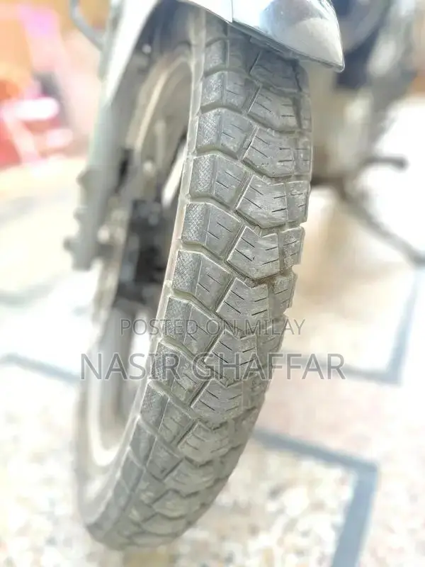 Yamaha YBR125G Modifed Lowest Mileage Bike lush condition