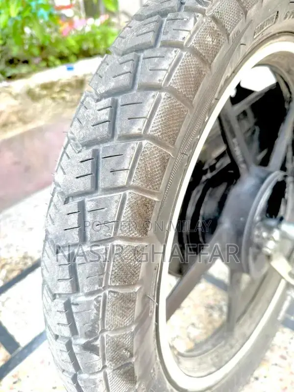 Yamaha YBR125G Modifed Lowest Mileage Bike lush condition