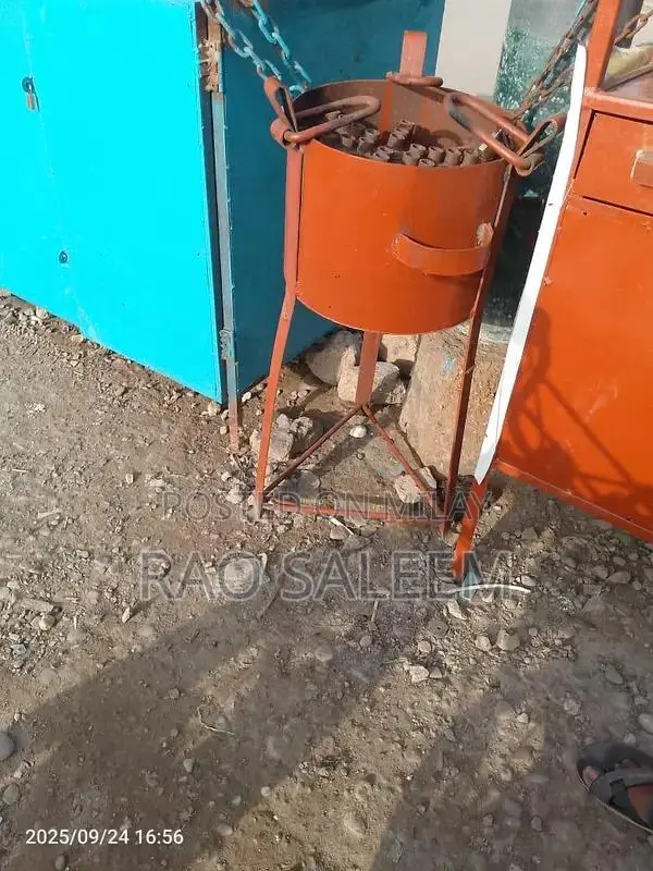 soup and samose pakode counter for sale