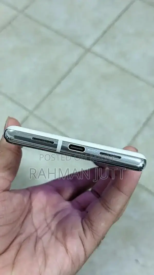 WhatsApp Smartphone 128GB Storage High-Performance Device