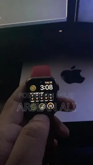 Photo - Apple Watch Series 4 40mm Rose Gold GPS + Cellular Smartwatch