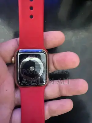 Apple Watch Series 4 40mm Rose Gold GPS + Cellular Smartwatch