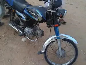 Unique Automotive Model 19 Letter Series Vehicle