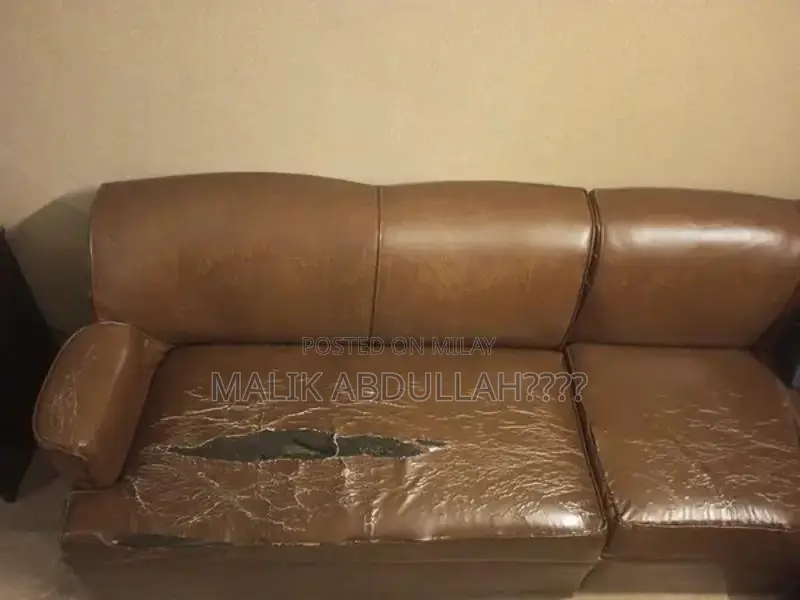 7-Seater Brown Leather Corner Sofa with Optional Side Table