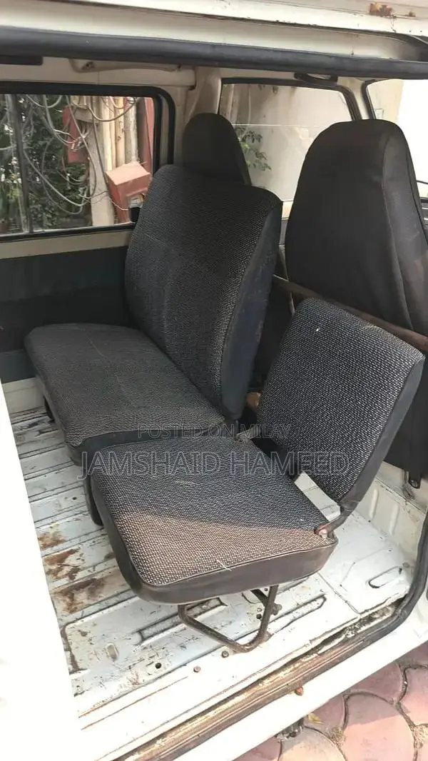 Suzuki Bolan Reliable Compact City Car with Clean Service History