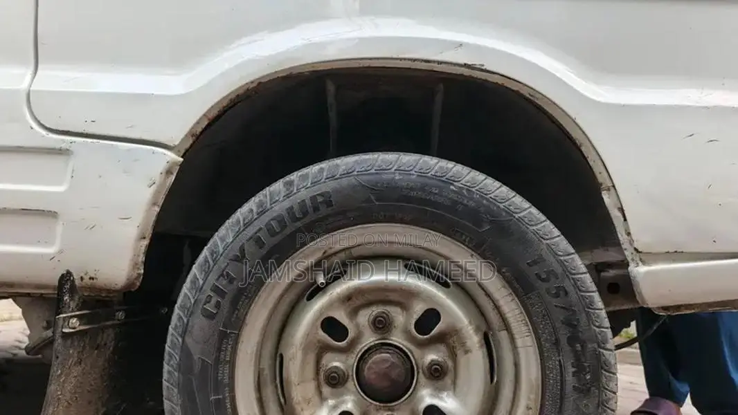 Suzuki Bolan Reliable Compact City Car with Clean Service History