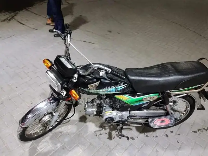 Honda CD70 model 2013