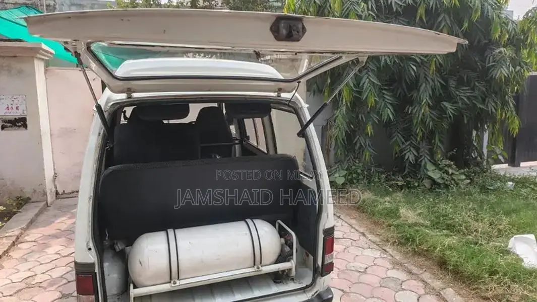 Suzuki Bolan Reliable Compact City Car with Clean Service History