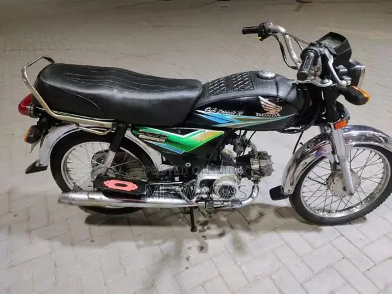 Honda CD70 model 2013