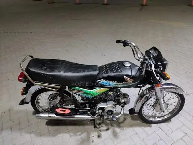 Honda CD70 model 2013