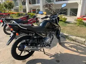 Photo - YBR 125 2024 Motorcycle - Near Mint Condition