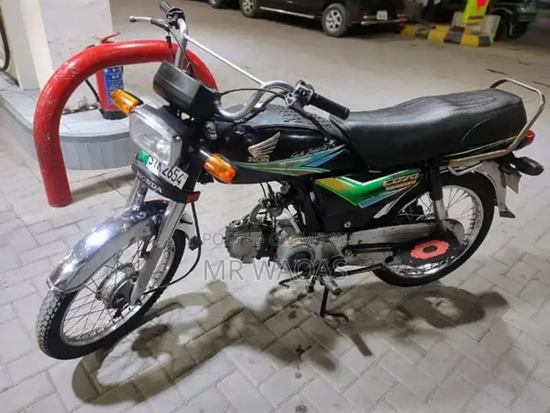 Honda CD70 model 2013