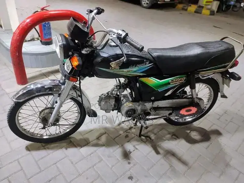 Honda CD70 model 2013