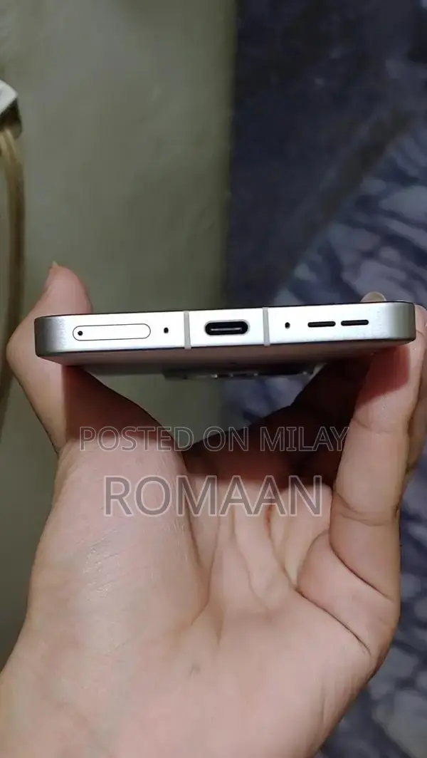 OnePlus Ace 5 12/256 with box exchange possible with iphone