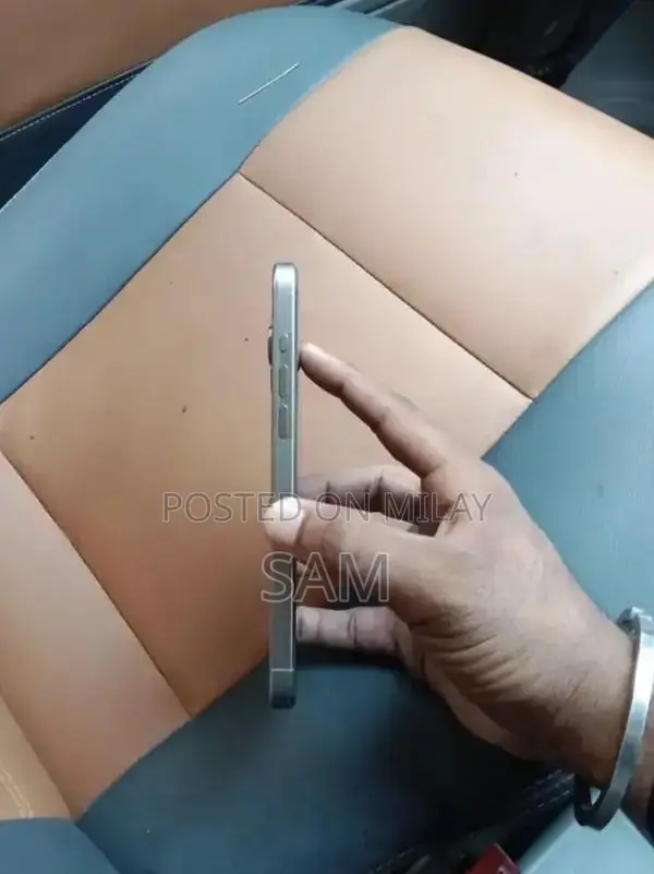 I phone 15 pro max Non pta