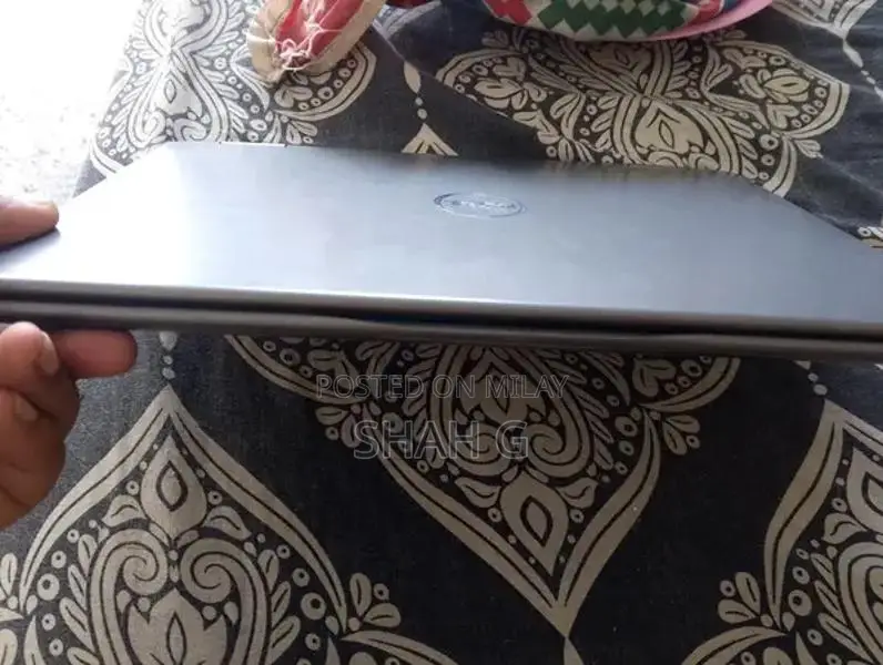 DELL 360-Degree Touchscreen Laptop 7th Generation