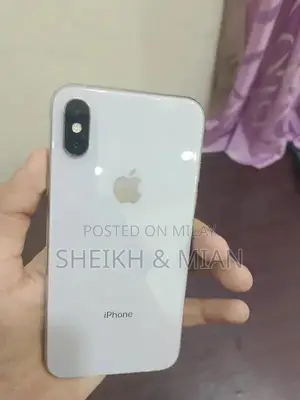 iPhone XS 64GB Silver Smartphone