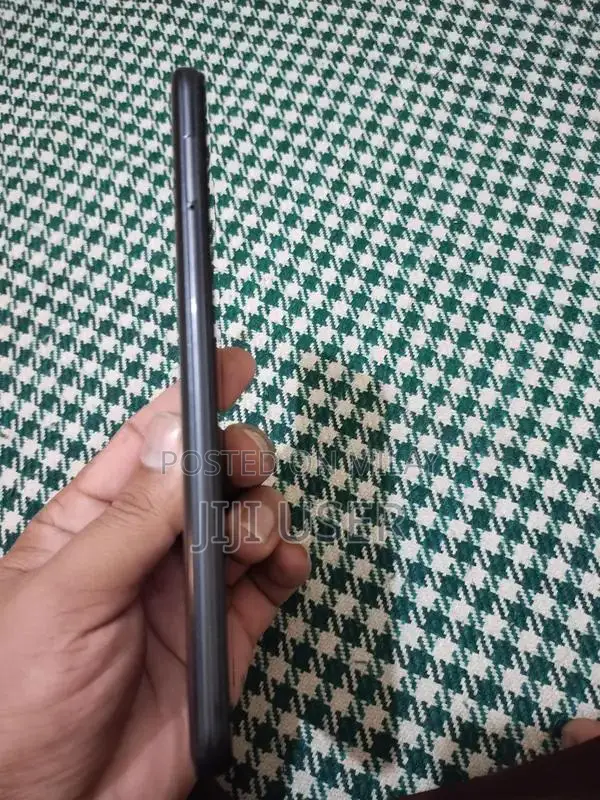 Infinix hot 20i 4 ram 64 gb