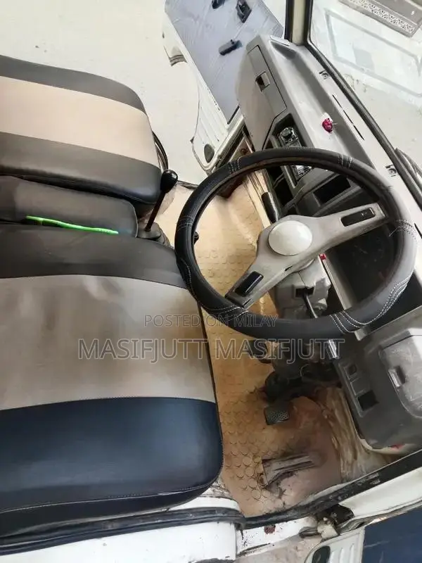 Suzuki Bolan Reliable Compact City Car with Efficient Performance