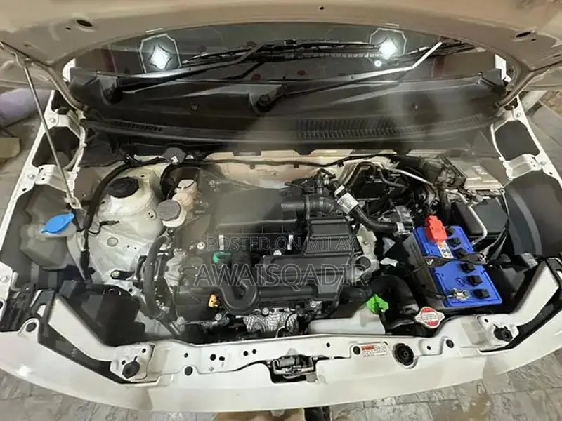 Suzuki Alto AGS 2024 White Low Mileage Sedan