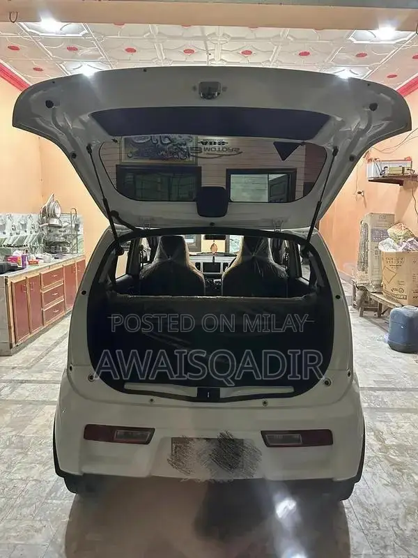 Suzuki Alto AGS 2024 White Low Mileage Sedan