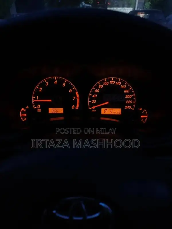 Toyota Corolla GLI 1.6 Automatic Sedan