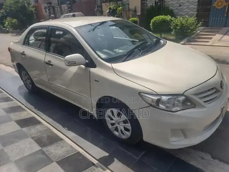 XLI Sedan in Excellent Condition with Full Original Documentation