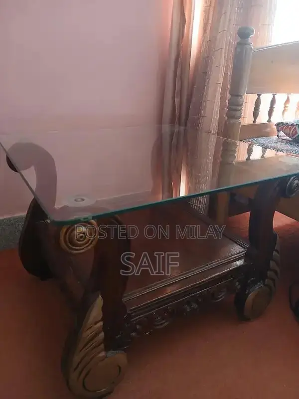 Chinioti 3-Piece Table Set - Nearly New Living Room Furniture