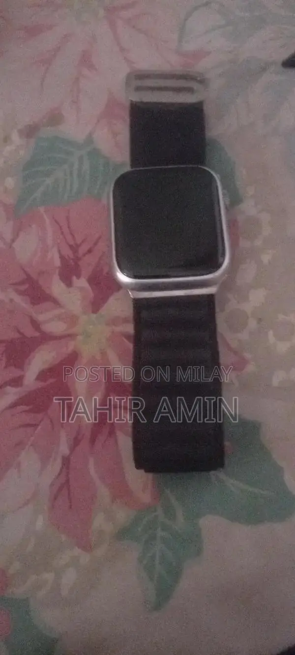 Smart Watch WS900 Max: Sleek Aluminum Design with Complete Accessory S