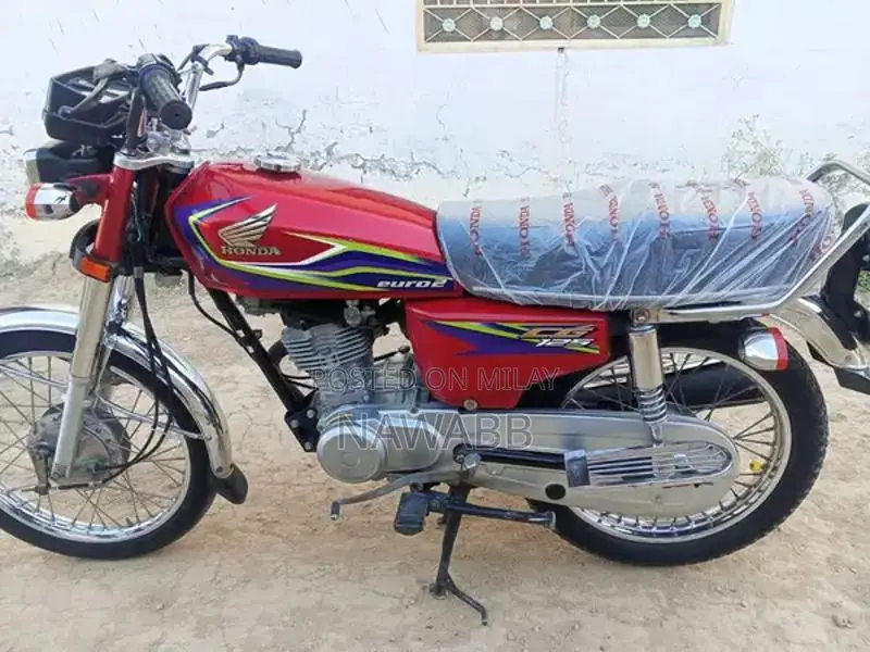 Honda 125cc Motorcycle 2017 Model Low Mileage