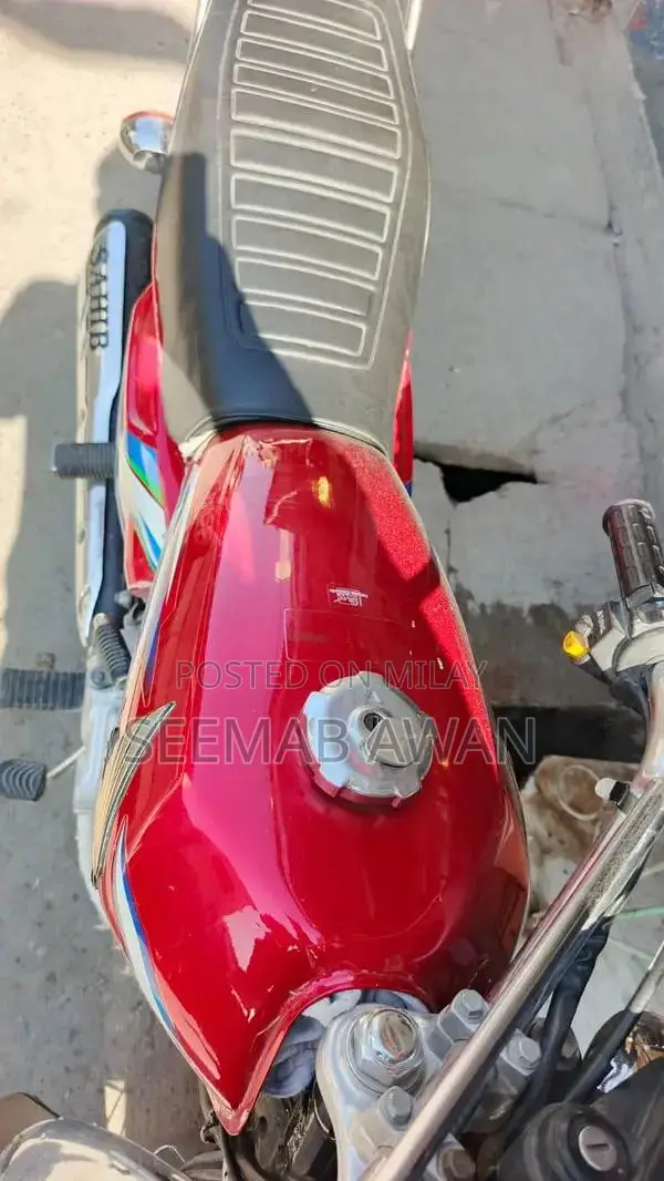 Honda 125cc Motorcycle Engine in Good Condition