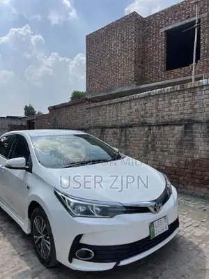 Altis1.6 18model whitecolur bumper to bumper geniun only one gate touc