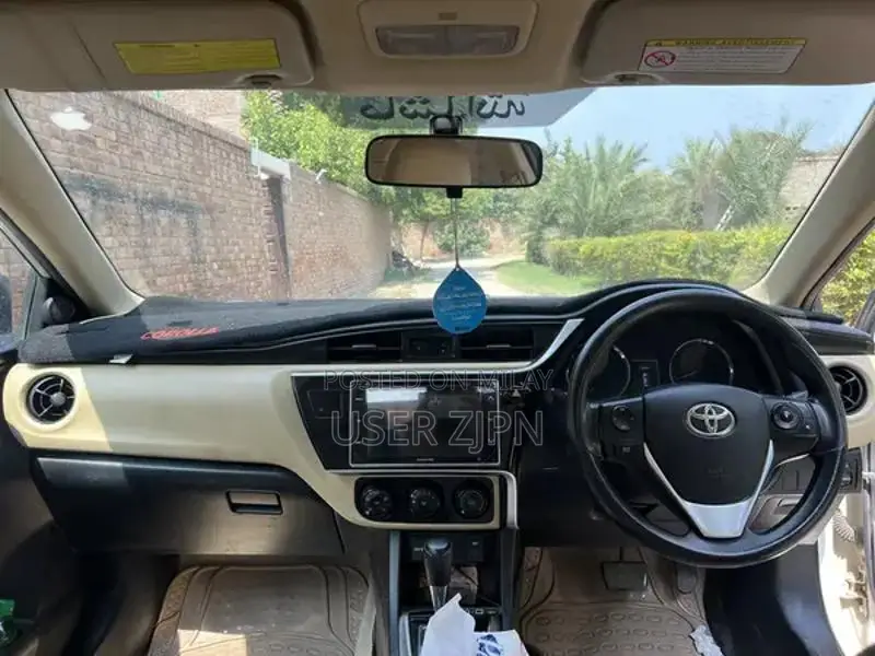 Altis1.6 18model whitecolur bumper to bumper geniun only one gate touc