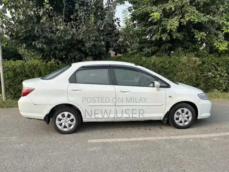 Honda City 2006 Sedan - Family Used Vehicle