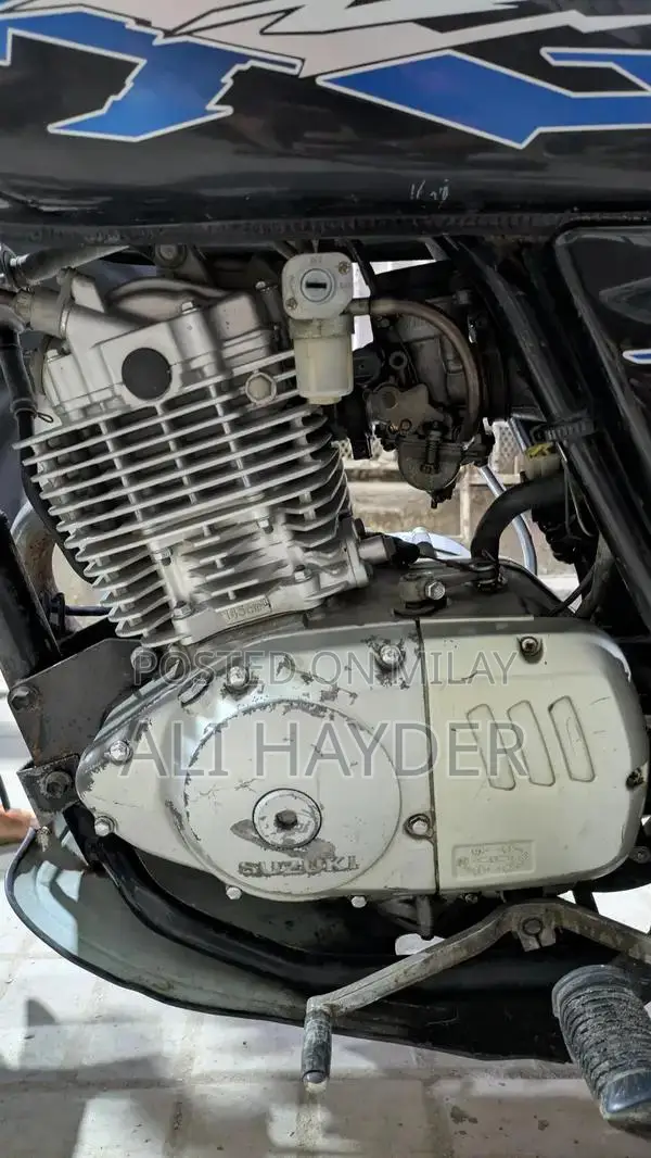 Suzuki GS150 SE Motorcycle - Well-Maintained Condition