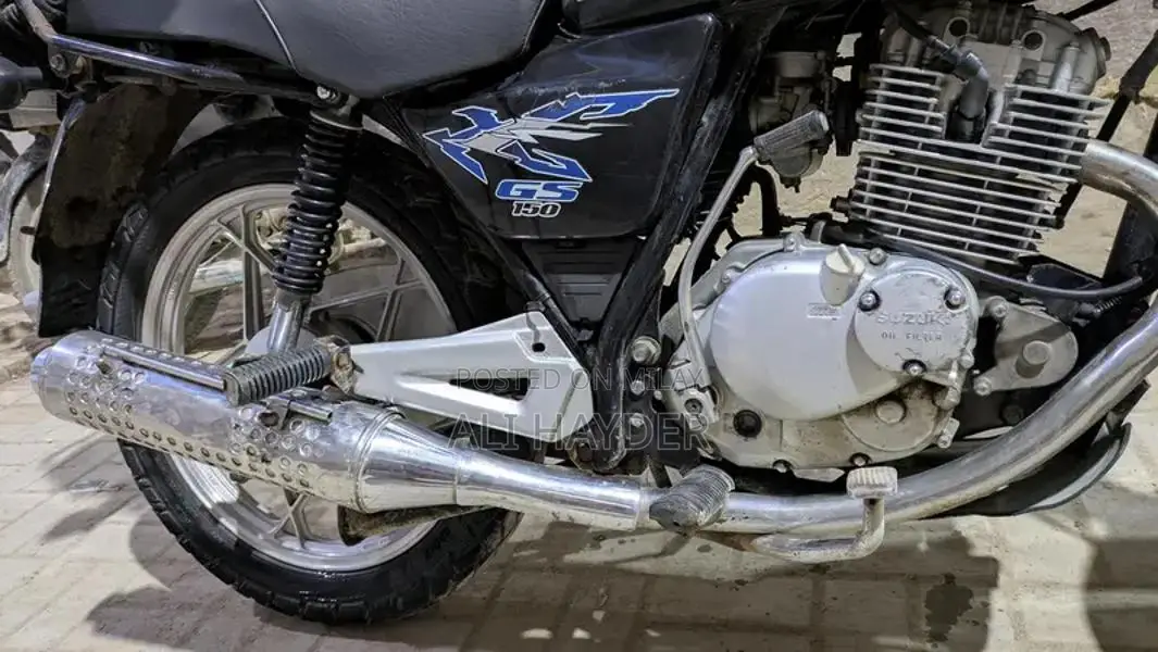 Suzuki GS150 SE Motorcycle - Well-Maintained Condition