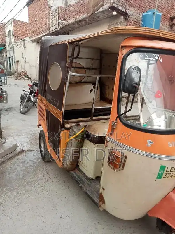 Siwa auto rickshaw urgent sale