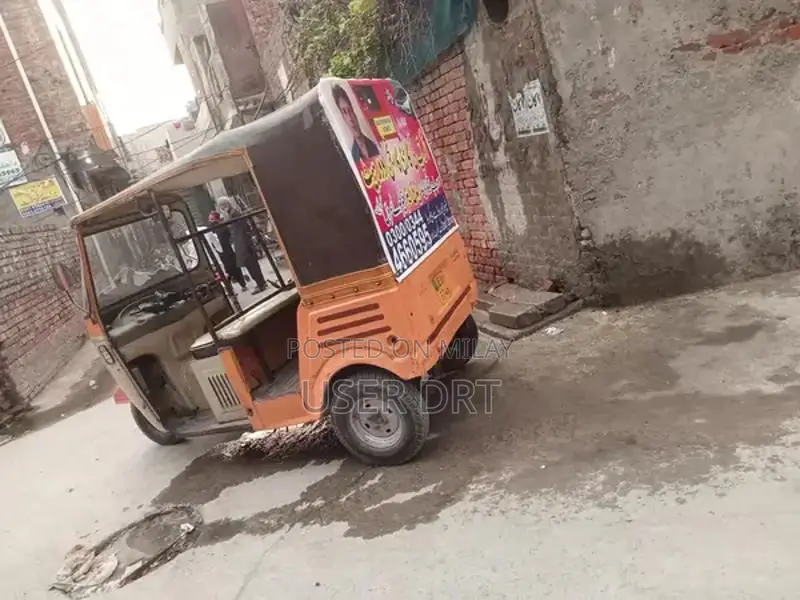Siwa auto rickshaw urgent sale