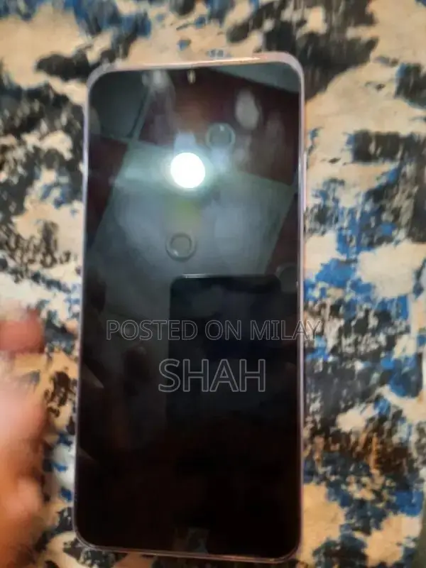 Compact Smartphone with Ample Storage and RAM