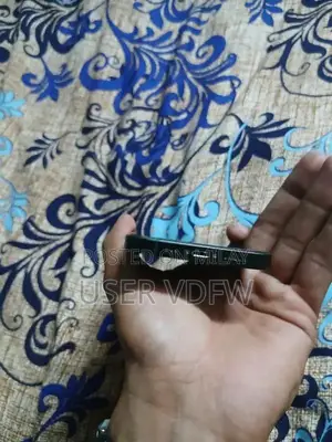 I phone 13jv waterpack  128gb context WhatsApp